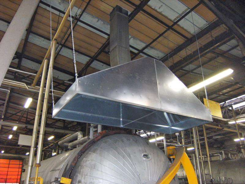 Cappa per aspirazione vapori da autoclave
